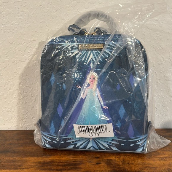 Frozen Elsa Dooney & Bourke Backpack - Picture 6 of 6